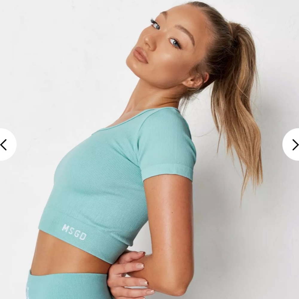 Missguided gym crop top